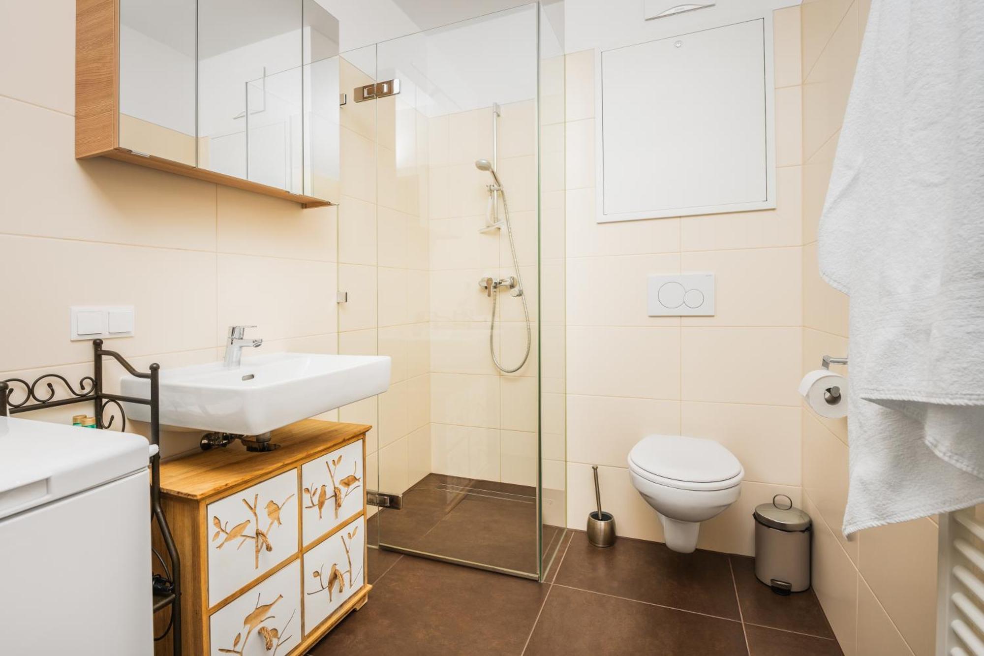 Kaiser Apartments - Wohnpark Graz-Goesting Ngoại thất bức ảnh